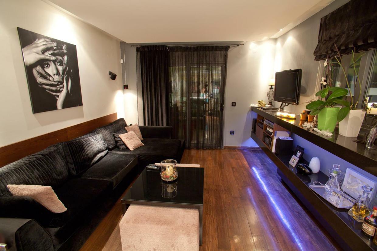 Deluxe Boutique Suite , Jacuzzi, Private Parking, Fireplace Thessaloniki Exterior photo