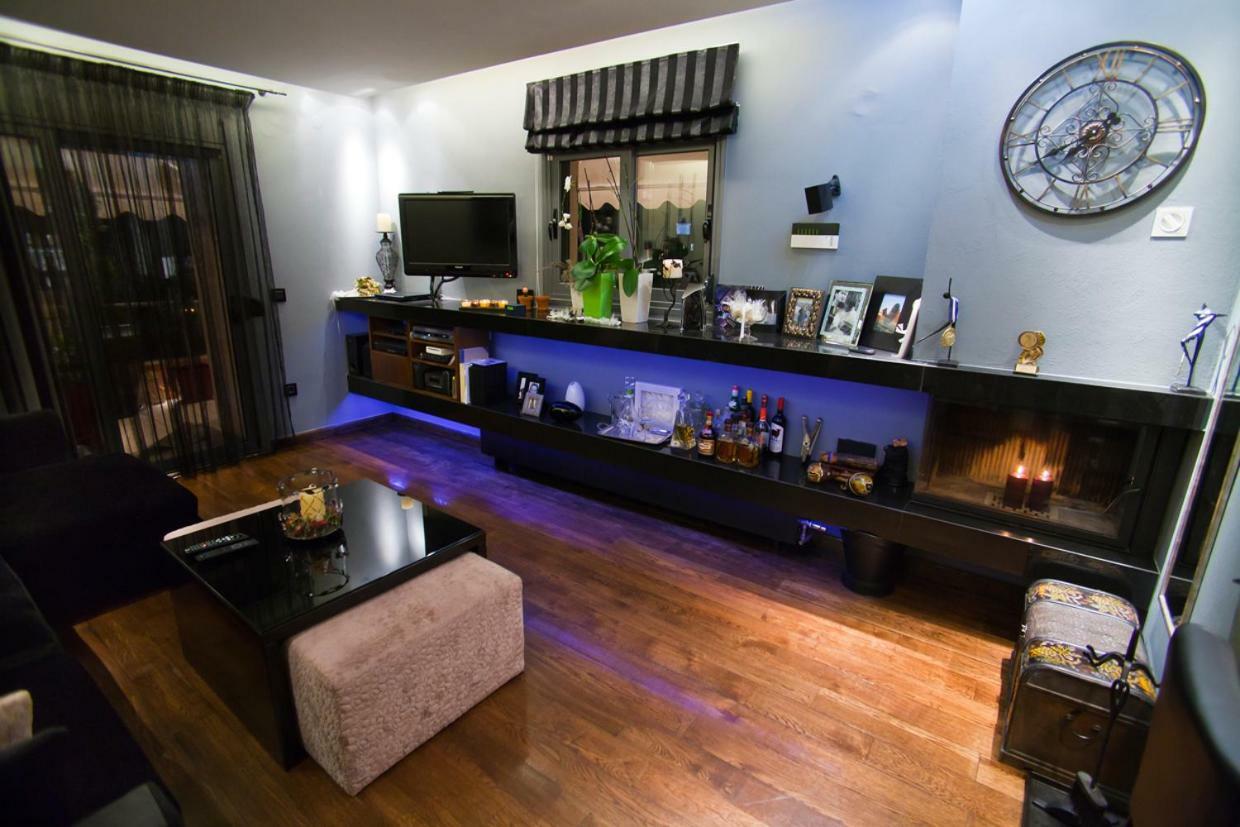 Deluxe Boutique Suite , Jacuzzi, Private Parking, Fireplace Thessaloniki Exterior photo